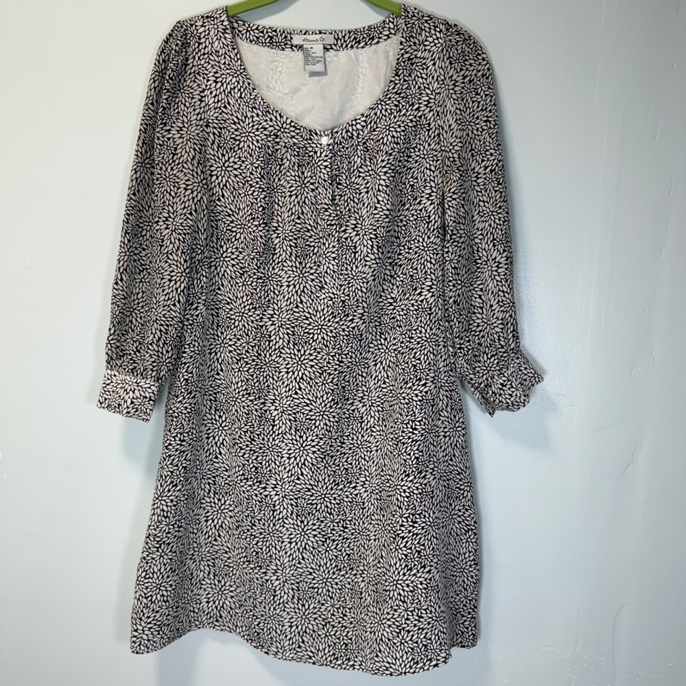 Hanna G Womens Black White Silk‎ Floral Sunburst Shift Dress Size M 3/4 Sleeve